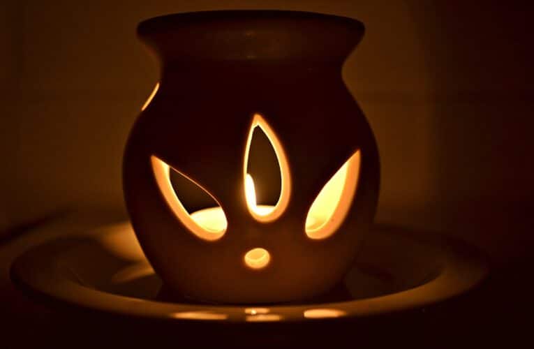 Na co warto zwrócić uwagę wybierając świece w szkle?