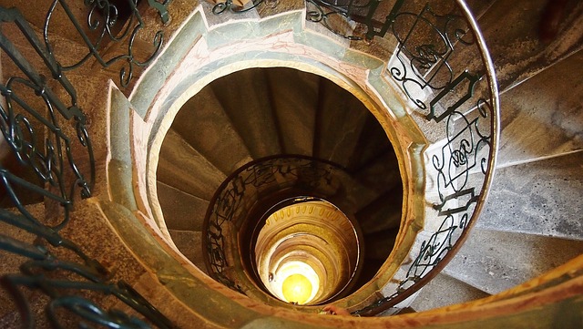 Jakie schody możesz znaleźć w Warszawie i okolicach?