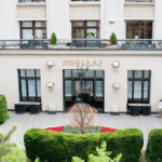Warszawa: Luksusowe Hotele dla Pracowników