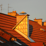 Jak wybrać i zamontować naświetla dachowe - porady ekspertów