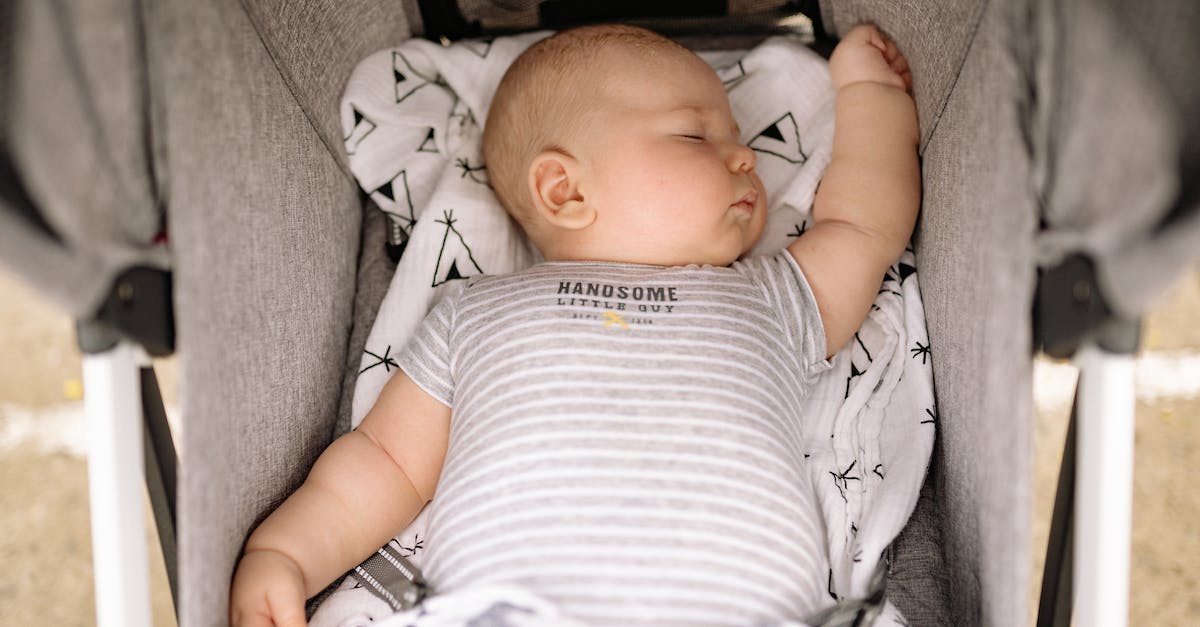 Dlaczego nasze 10-miesięczne dziecko często budzi się w nocy? Najczęstsze przyczyny i sposoby na poprawę snu