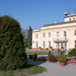 Czy Dom Spokojnej Starości w Pruszkowie oferuje profesjonalną opiekę dla seniorów?